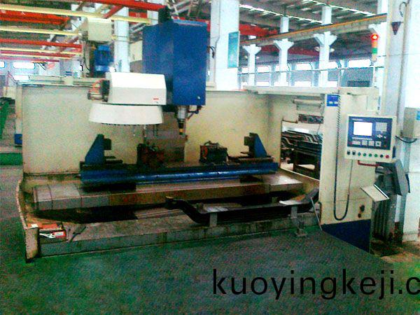 前(qian)軸十孔加工(gong)專用立式加工